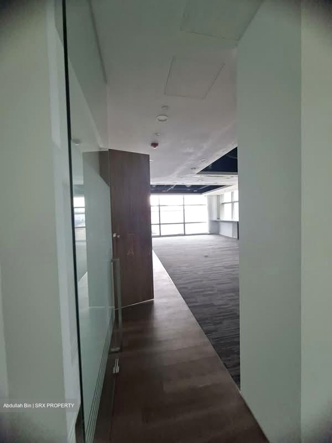 City Square Mall (D8), Office #593880591